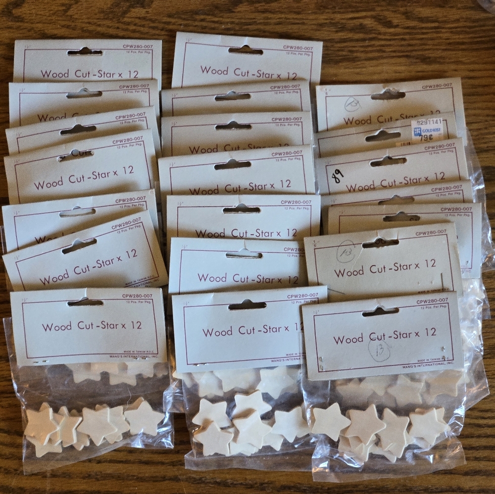Vintage Wood Cut Stars 1-Inch 250 Pieces HUGE BULK LOT